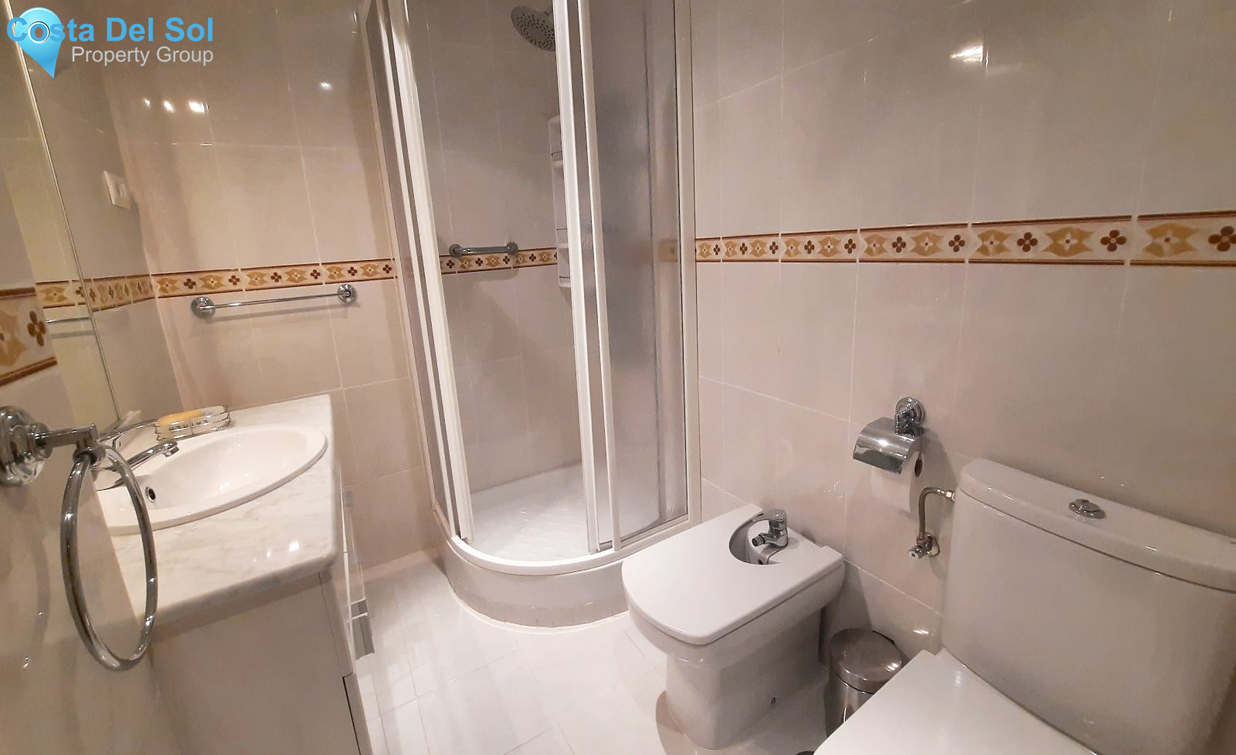 Middle Floor Apartment in Fuengirola-1388142