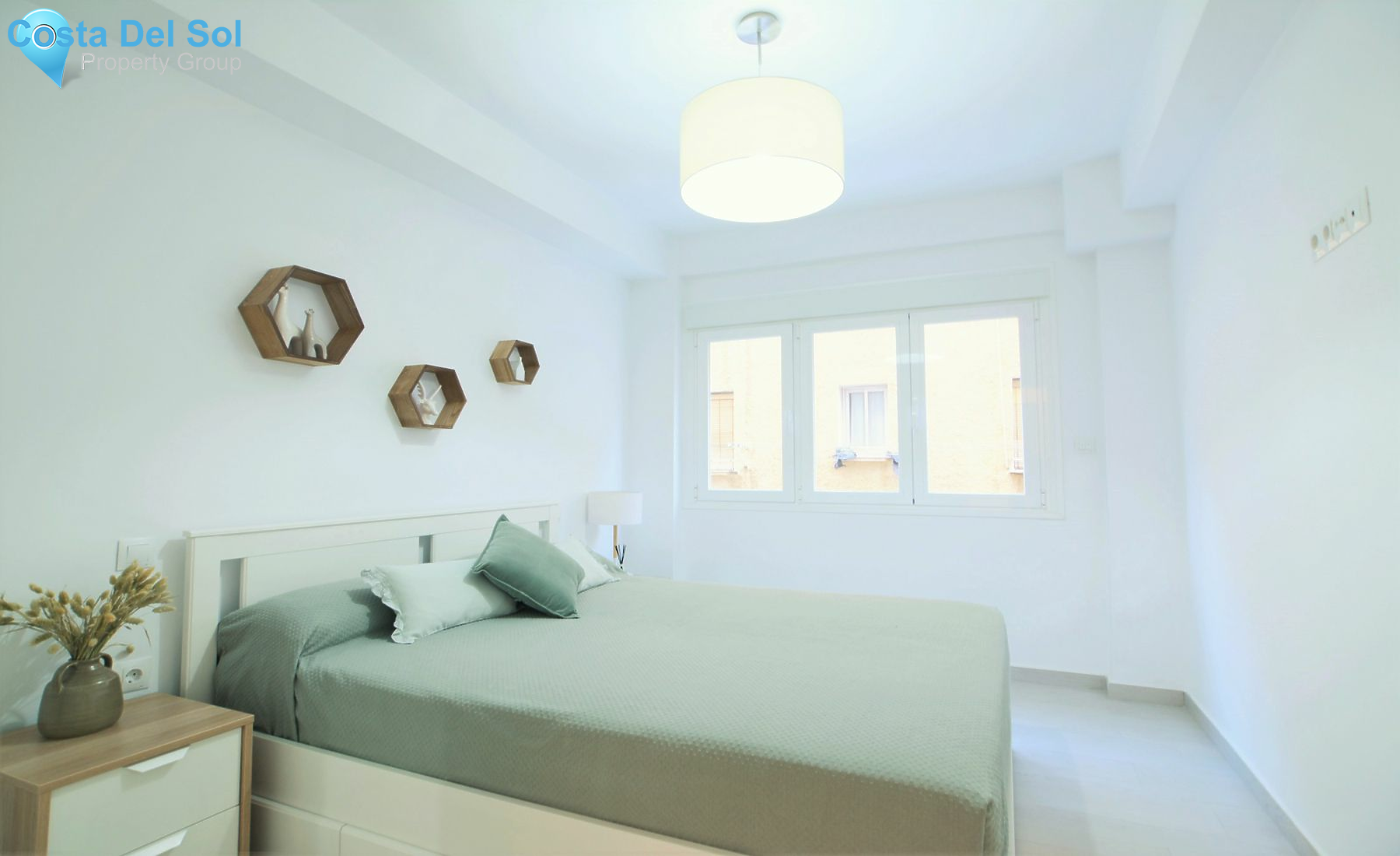 Middle Floor Apartment in Fuengirola-1391747