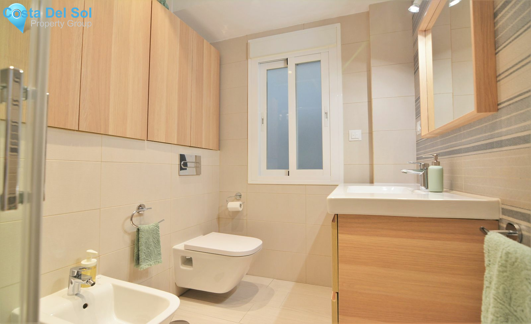 Middle Floor Apartment in Fuengirola-1391749