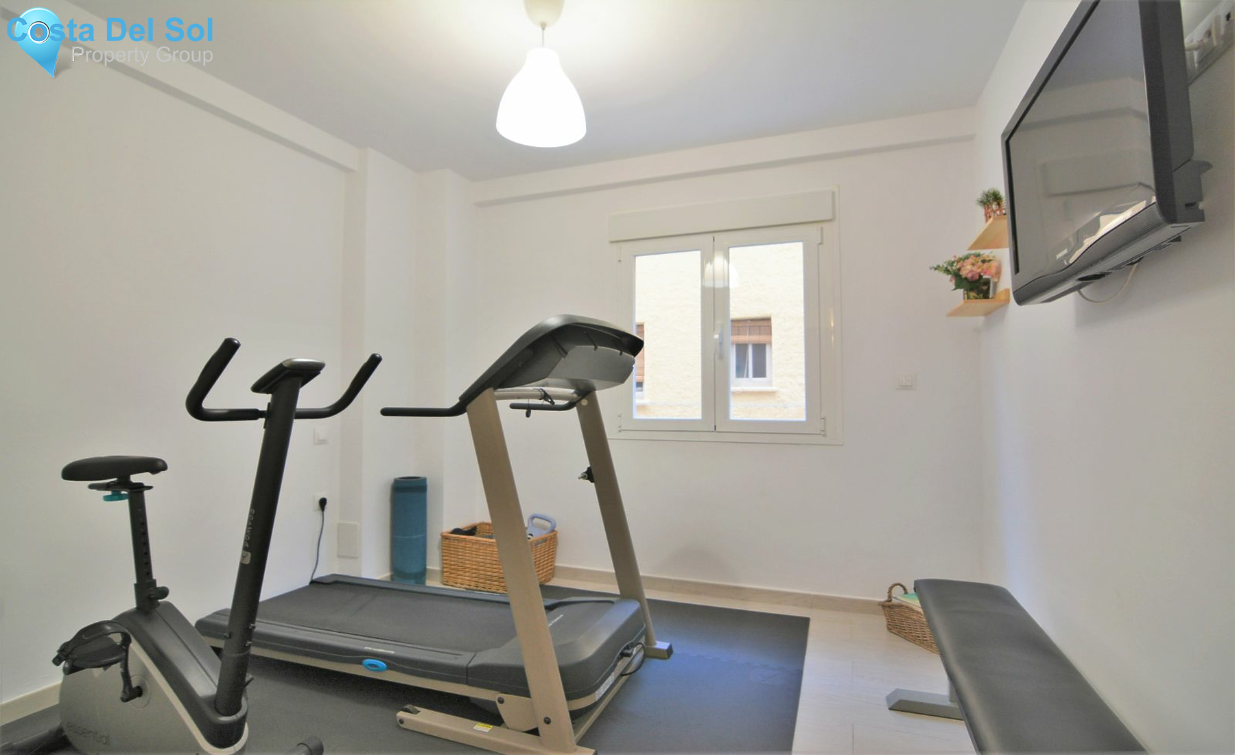 Middle Floor Apartment in Fuengirola-1391751