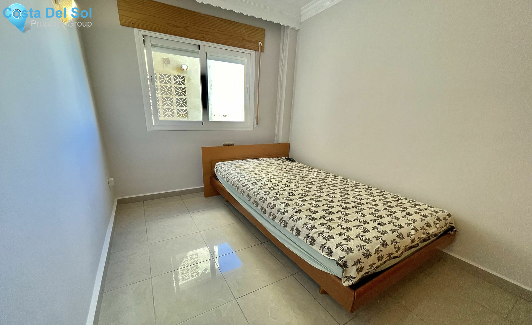 Middle Floor Apartment in Fuengirola-1392271