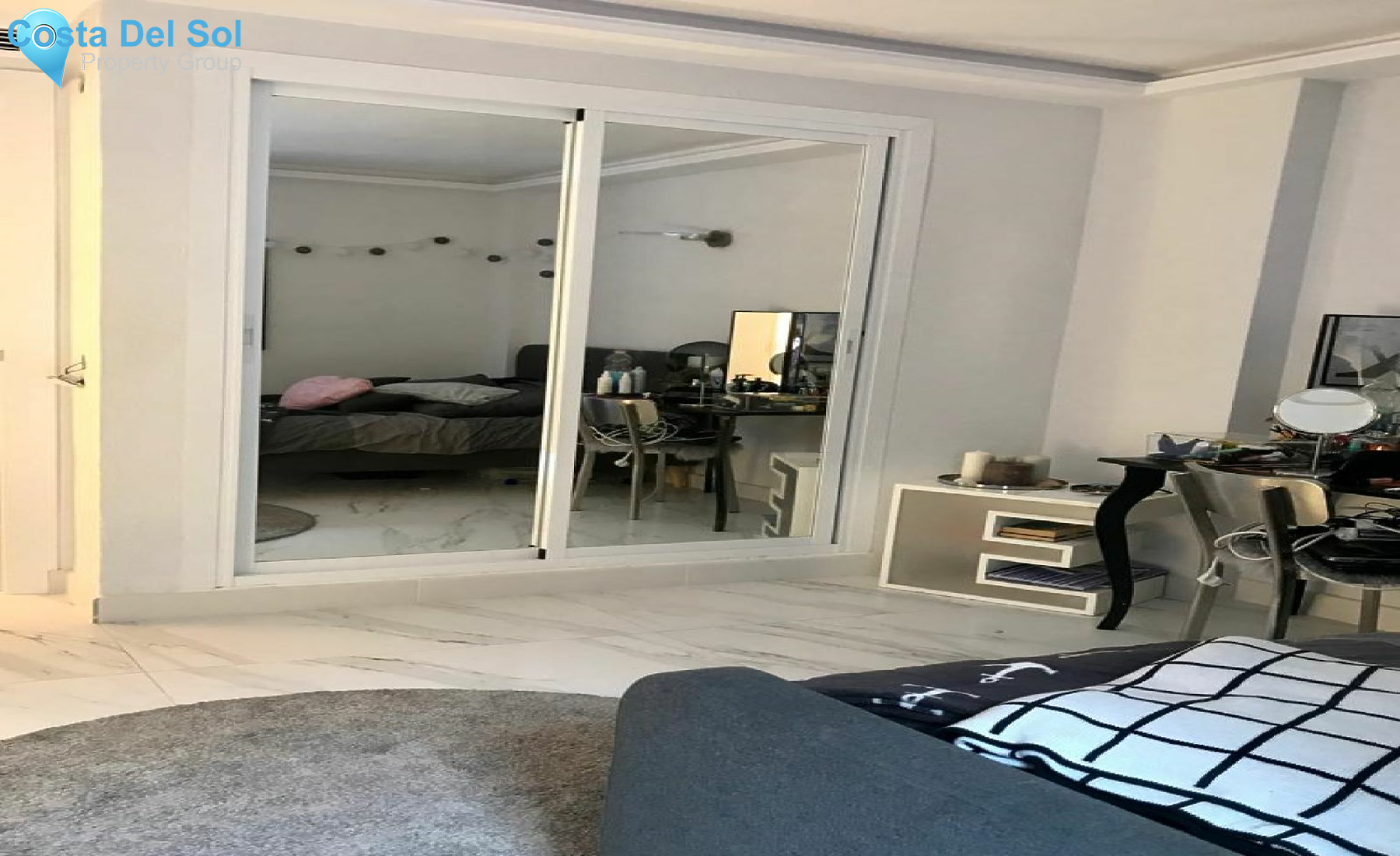 Middle Floor Apartment in Fuengirola-1398937