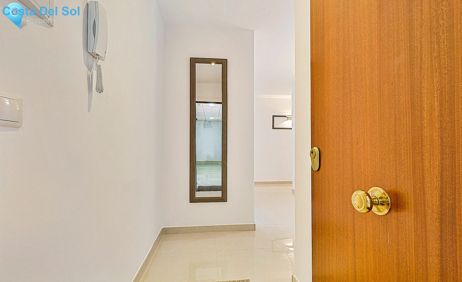 Middle Floor Apartment in Fuengirola-1417911