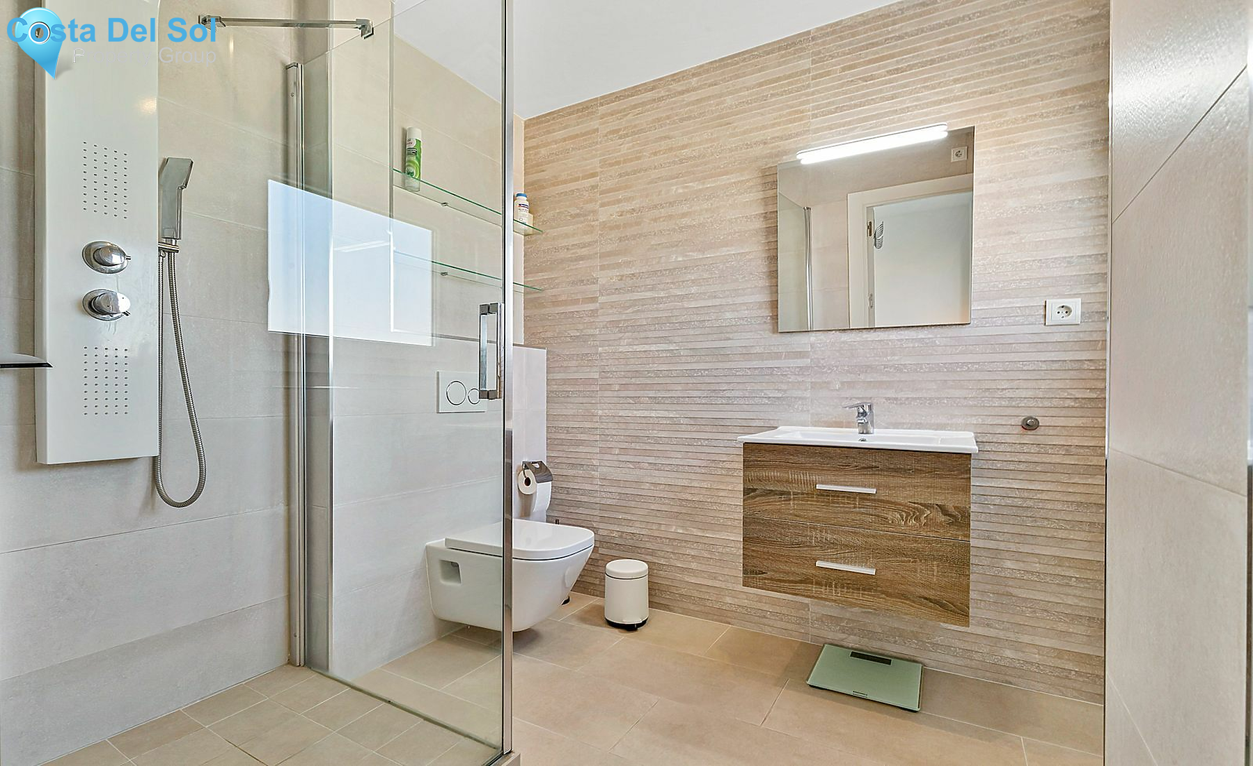 Middle Floor Apartment in Fuengirola-1417912