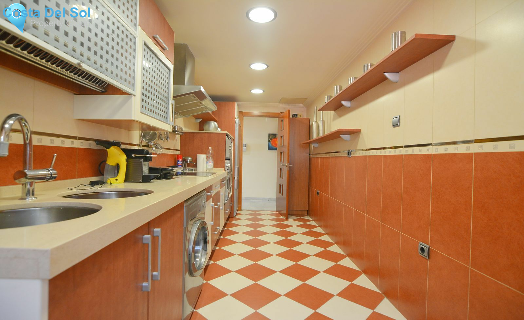 Middle Floor Apartment in Fuengirola-1419467