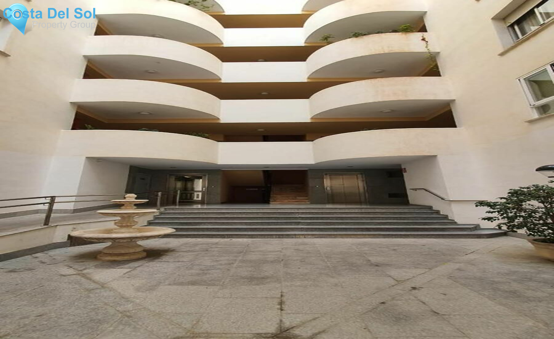 Middle Floor Apartment in Fuengirola-1421634
