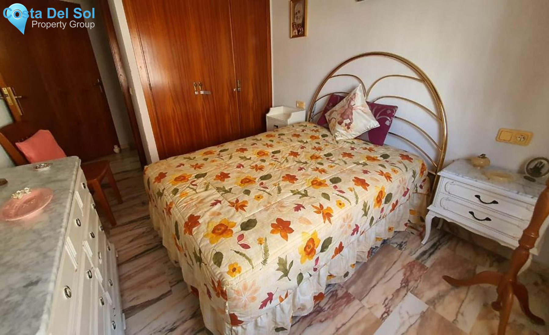 Middle Floor Apartment in Fuengirola-1421636