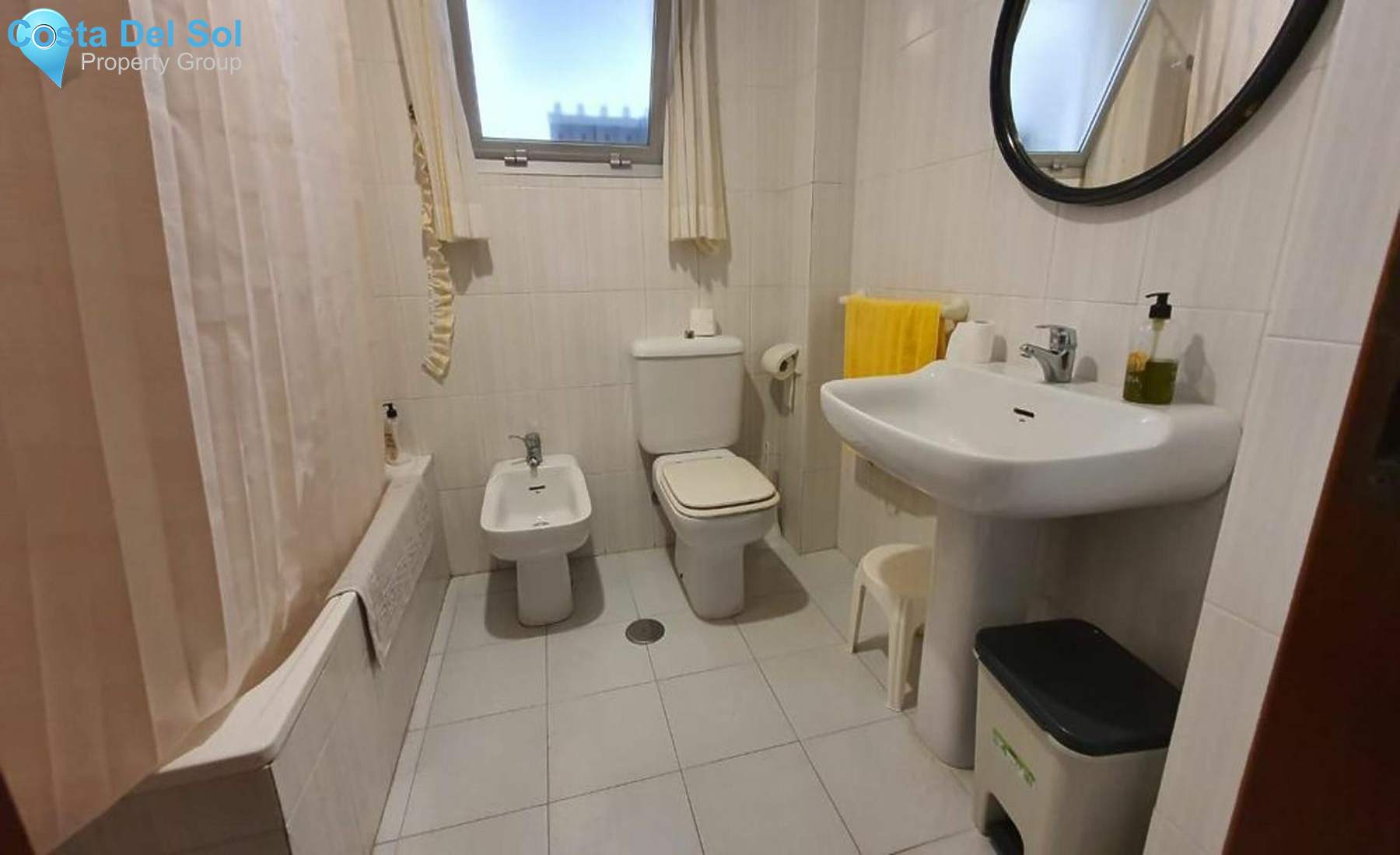 Middle Floor Apartment in Fuengirola-1421629