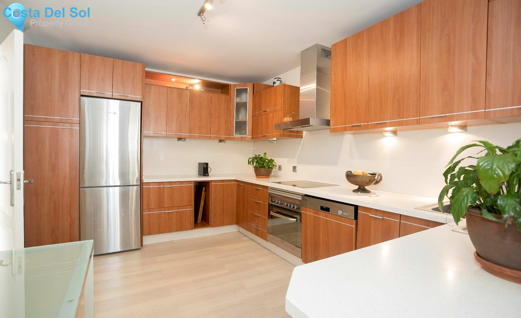 Middle Floor Apartment in Fuengirola-1422049