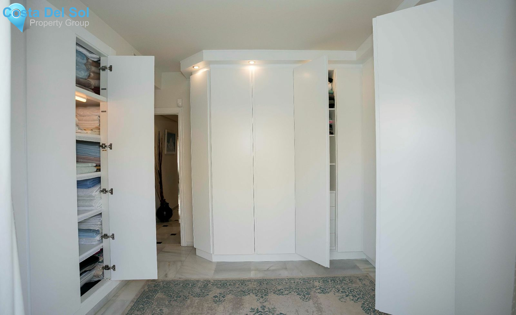 Middle Floor Apartment in Fuengirola-1422036