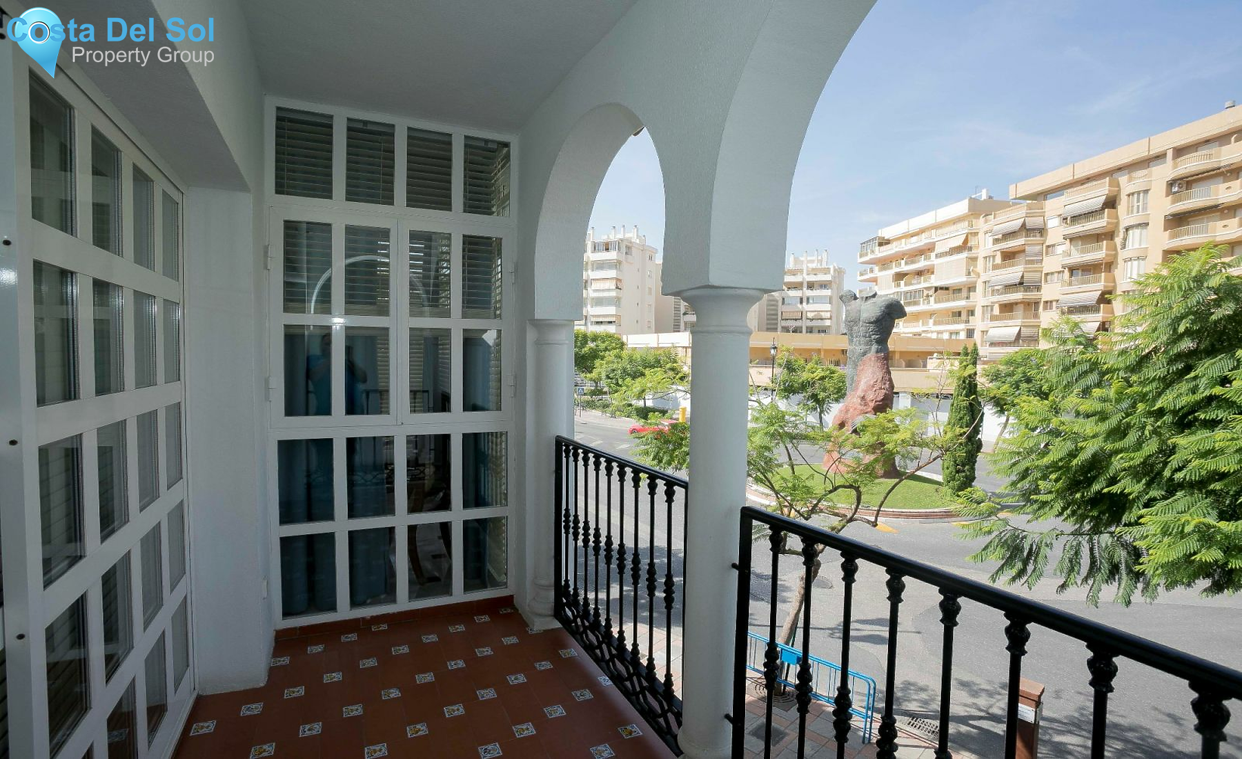 Middle Floor Apartment in Fuengirola-1422038