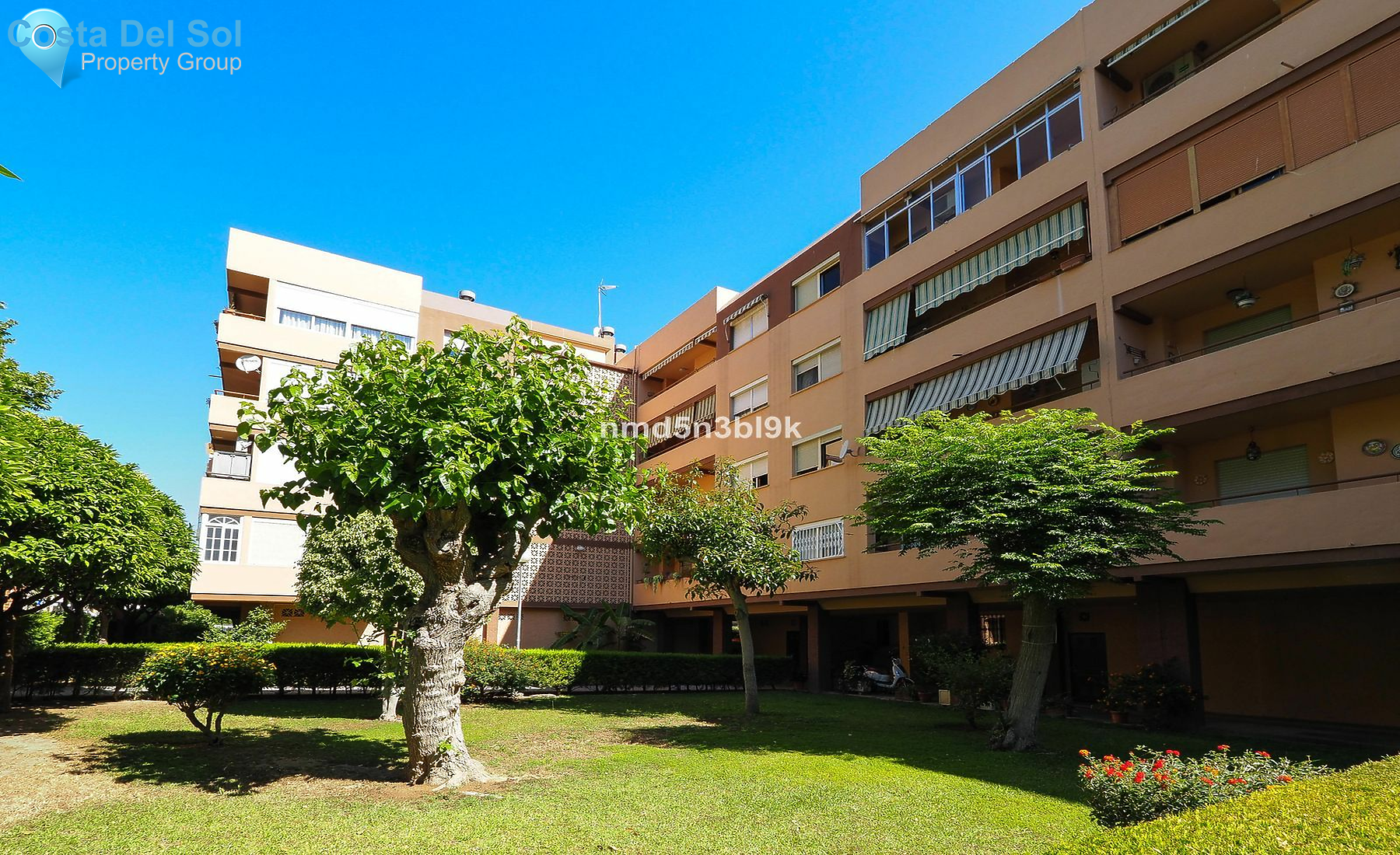 Middle Floor Apartment in Fuengirola-1446580