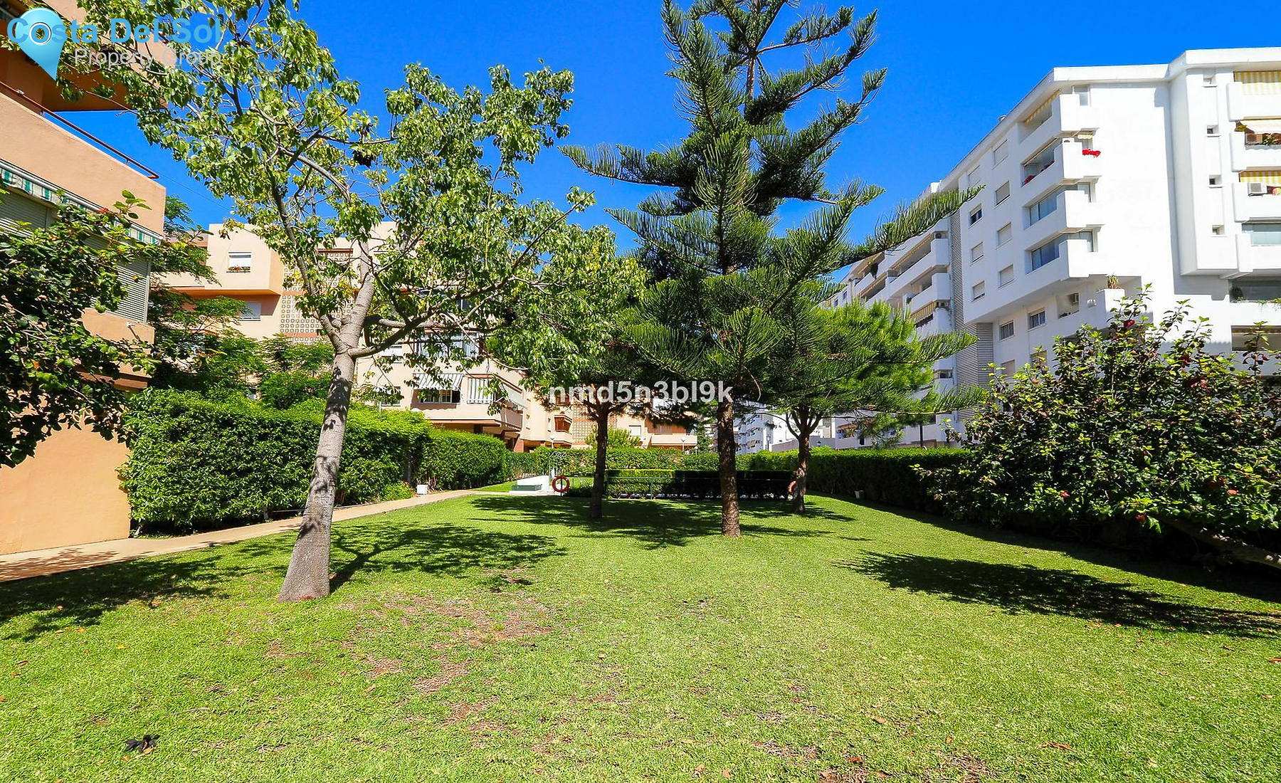 Middle Floor Apartment in Fuengirola-1446581