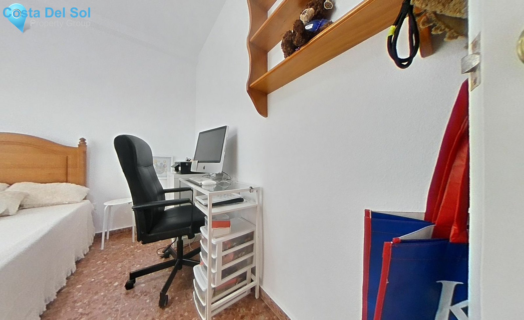 Middle Floor Apartment in Fuengirola-1448163
