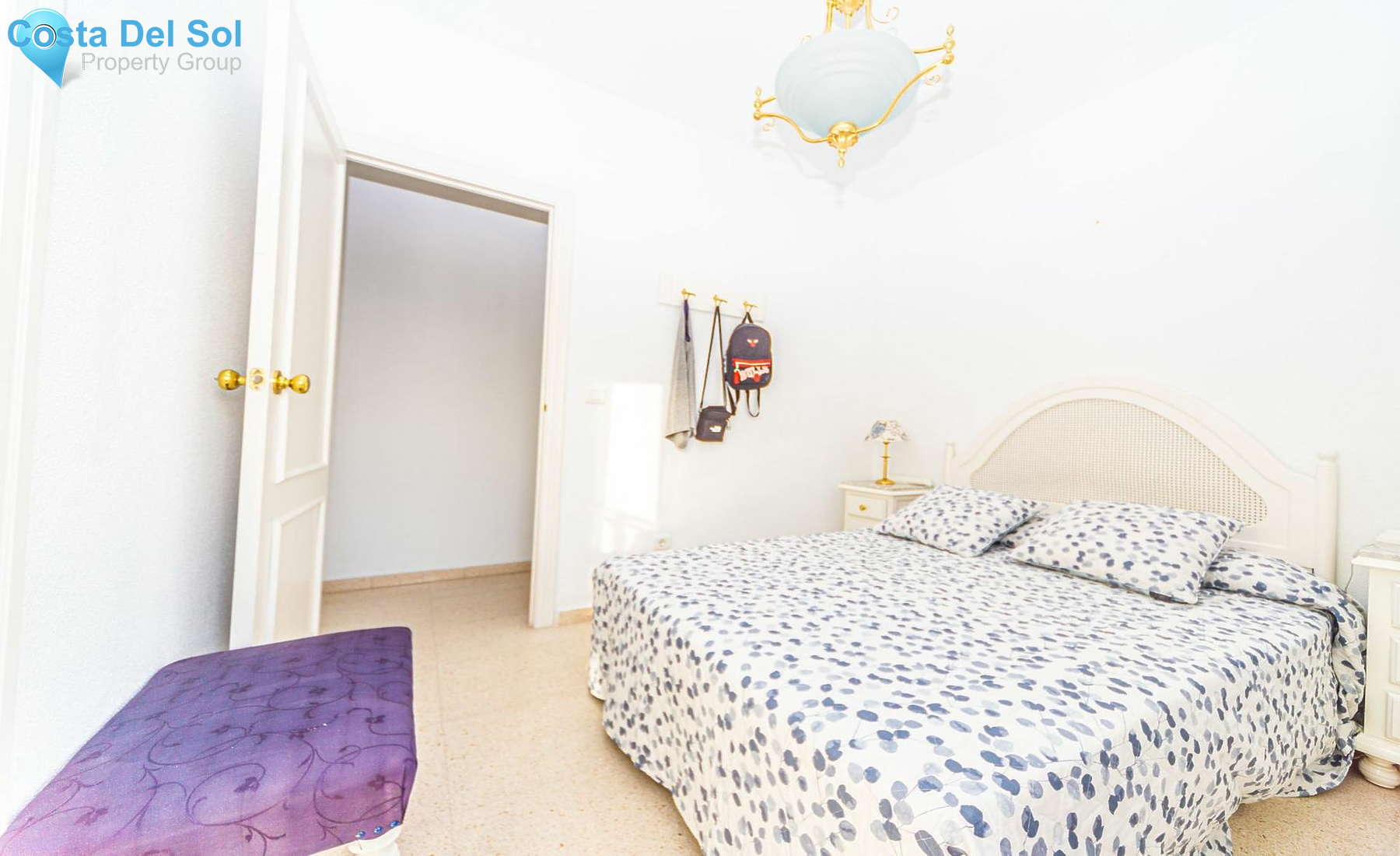 Middle Floor Apartment in Fuengirola-1470015