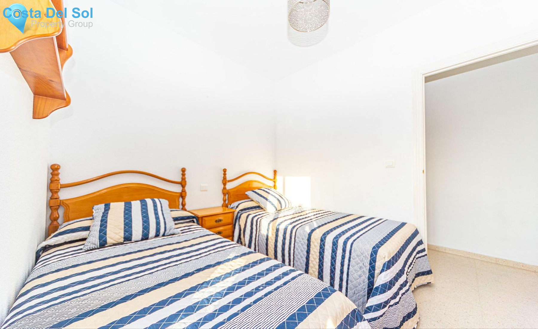 Middle Floor Apartment in Fuengirola-1469998