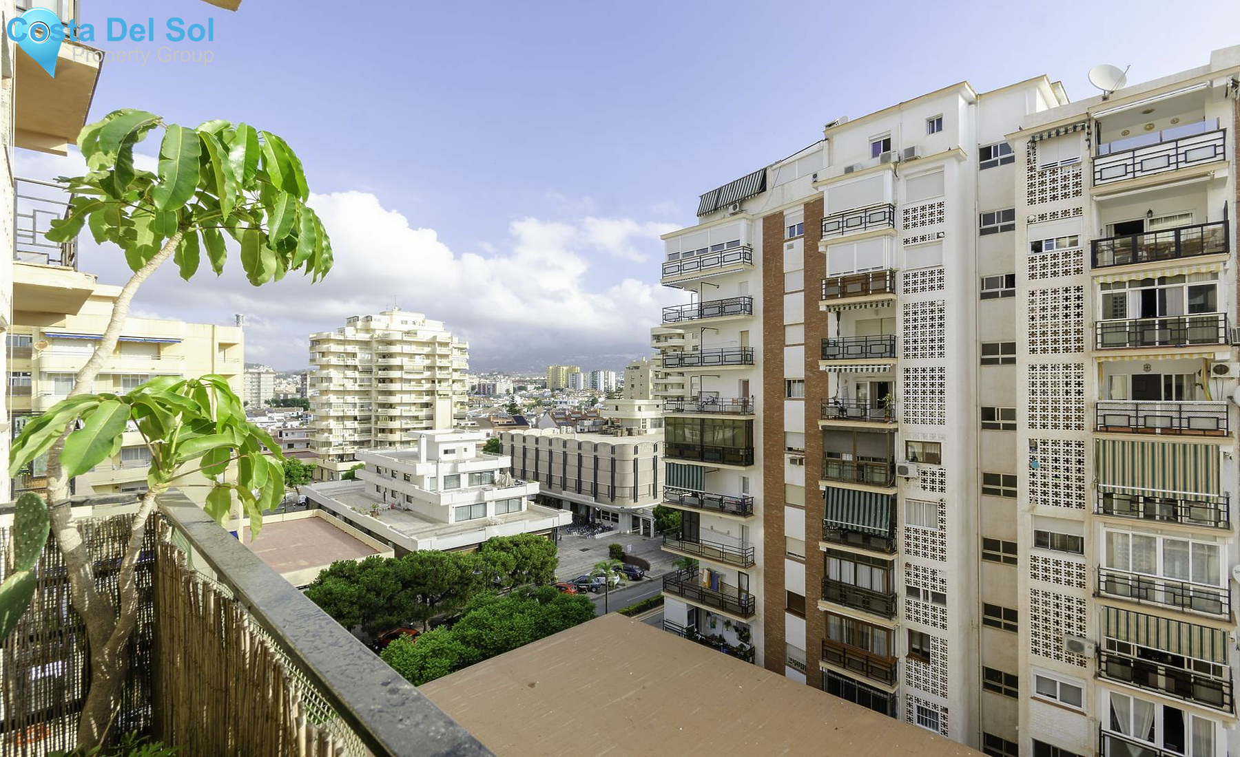 Middle Floor Apartment in Fuengirola-1471450