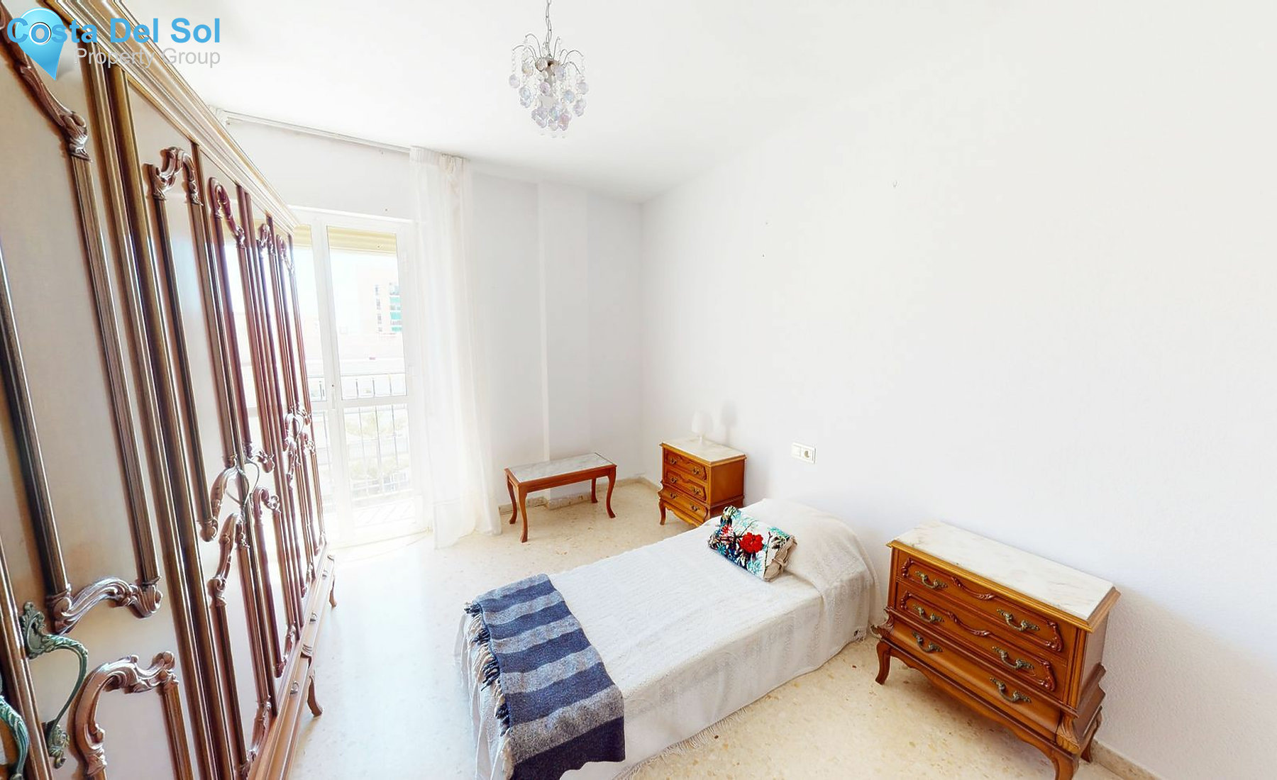 Middle Floor Apartment in Fuengirola-1473529