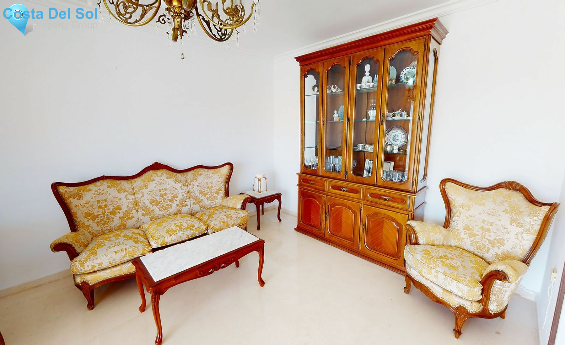 Middle Floor Apartment in Fuengirola-1473530