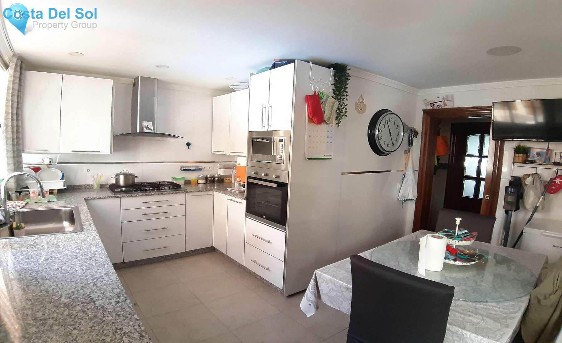 Middle Floor Apartment in Fuengirola-1473984