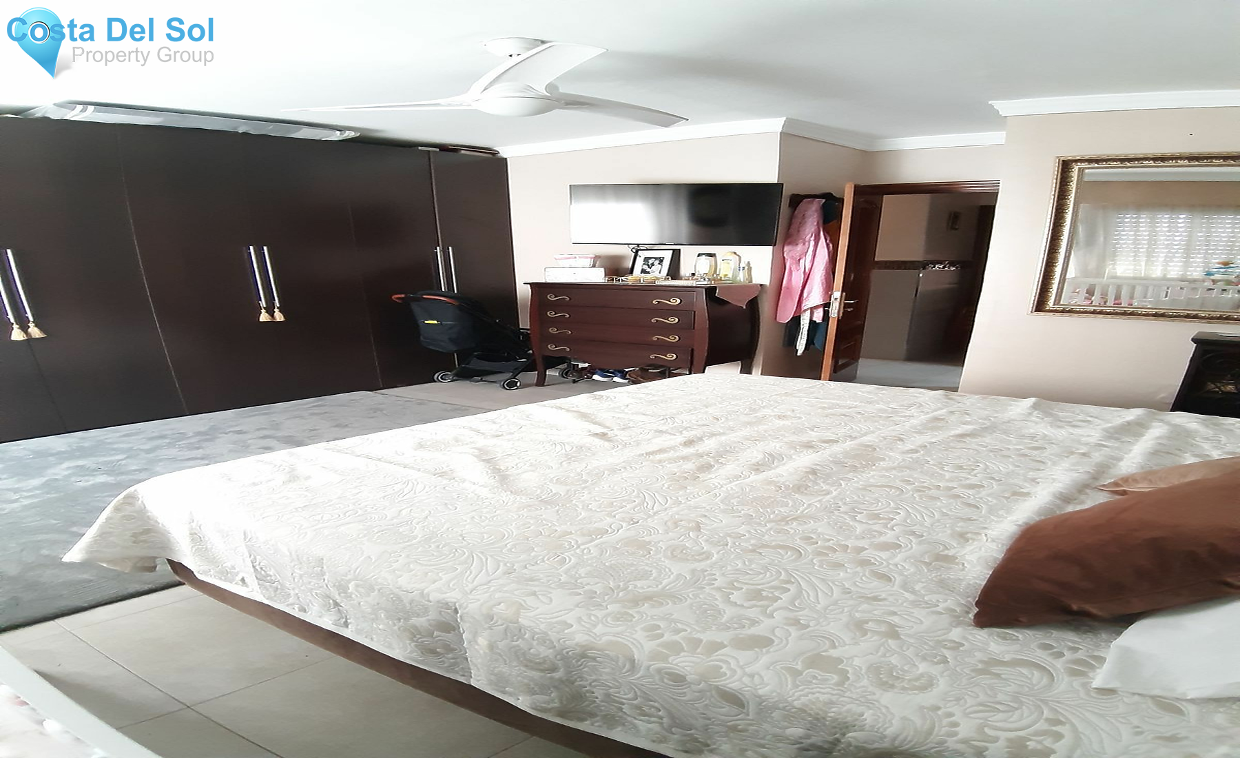 Middle Floor Apartment in Fuengirola-1473992