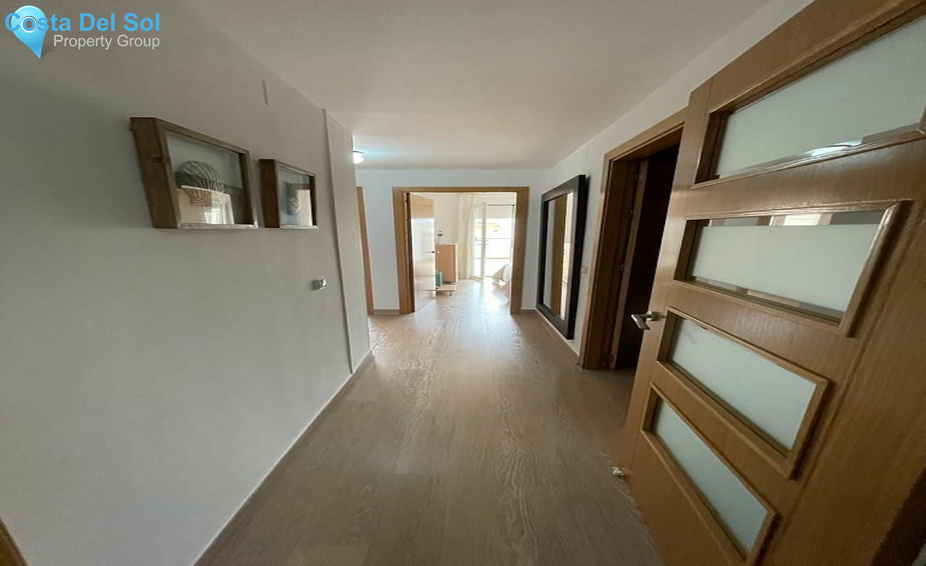 Middle Floor Apartment in Fuengirola-1477773