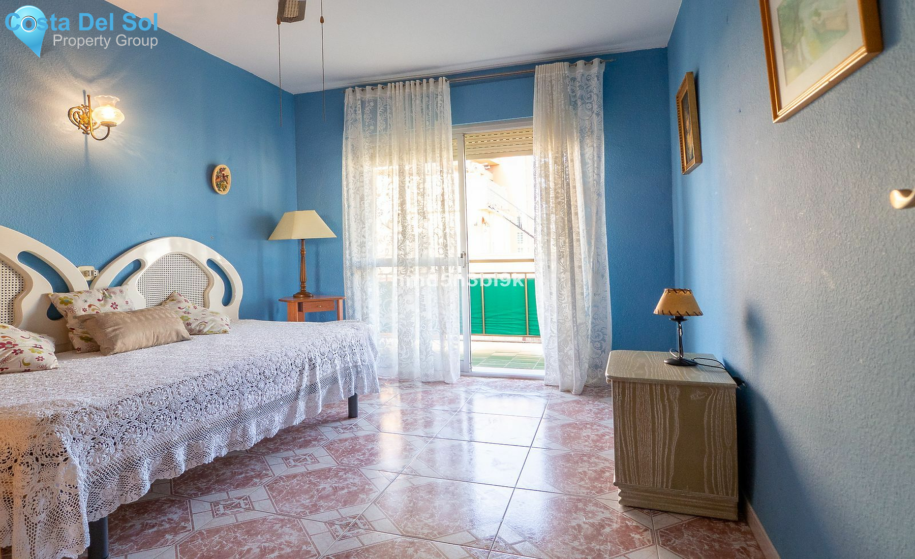Middle Floor Apartment in Fuengirola-1480463