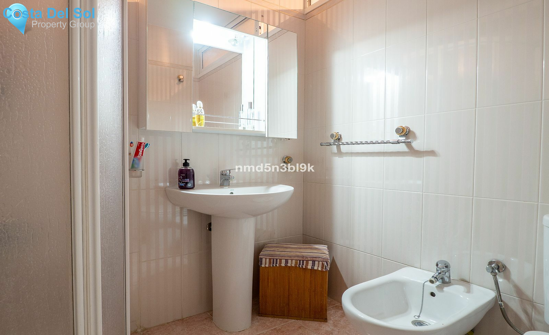 Middle Floor Apartment in Fuengirola-1480467