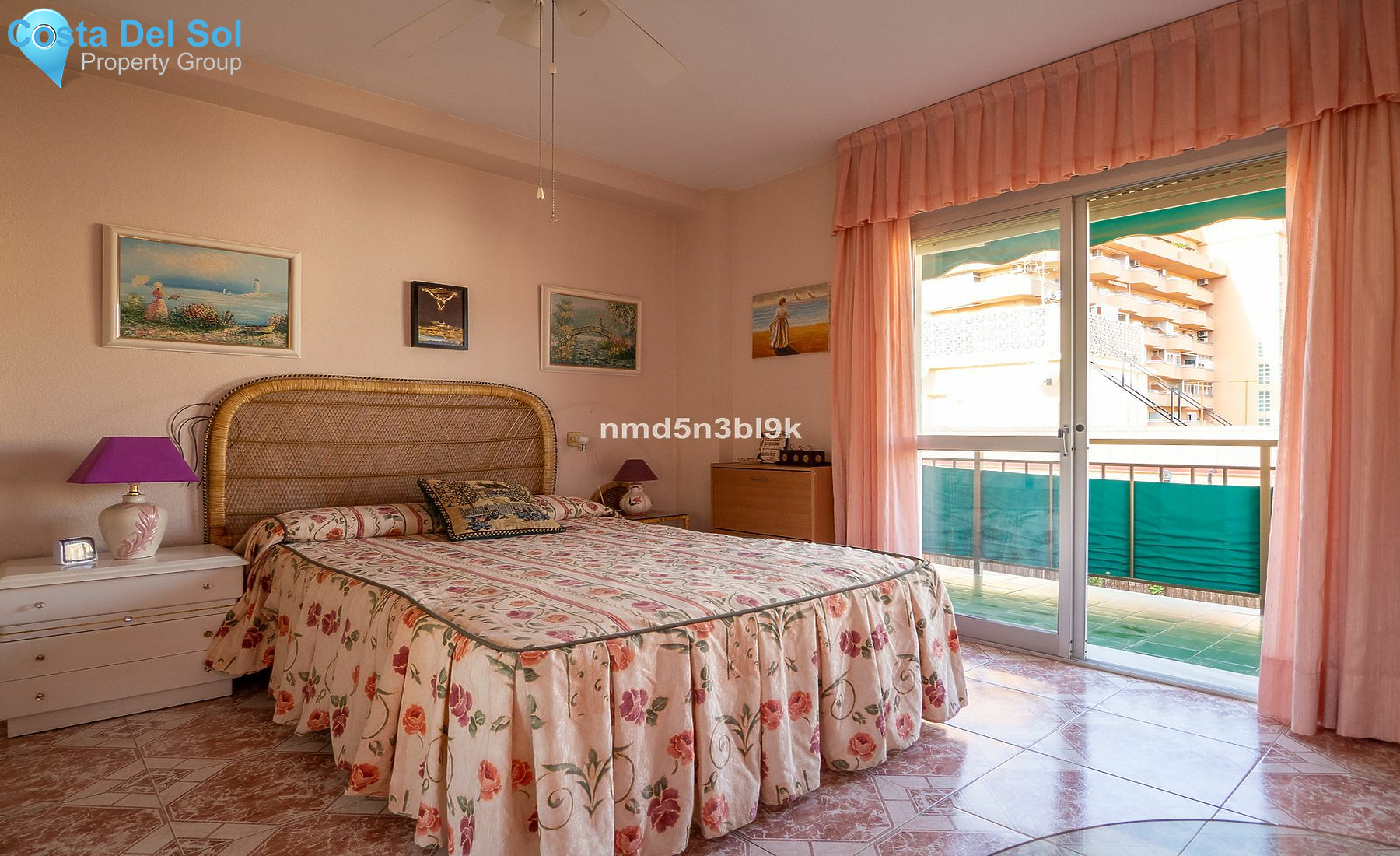 Middle Floor Apartment in Fuengirola-1480471