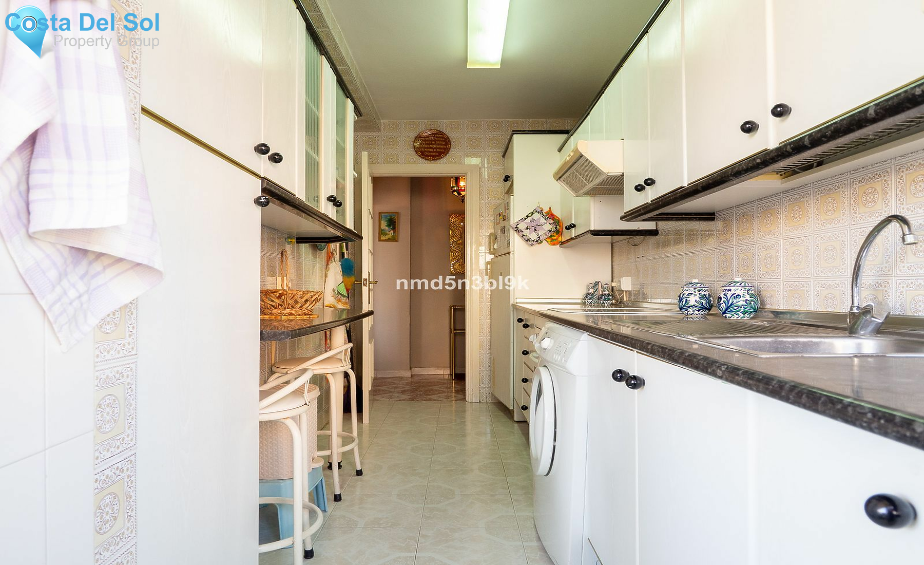 Middle Floor Apartment in Fuengirola-1480456