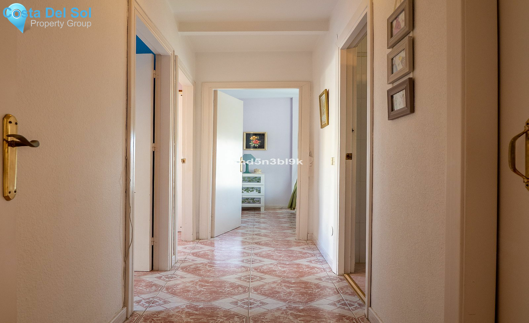 Middle Floor Apartment in Fuengirola-1480461