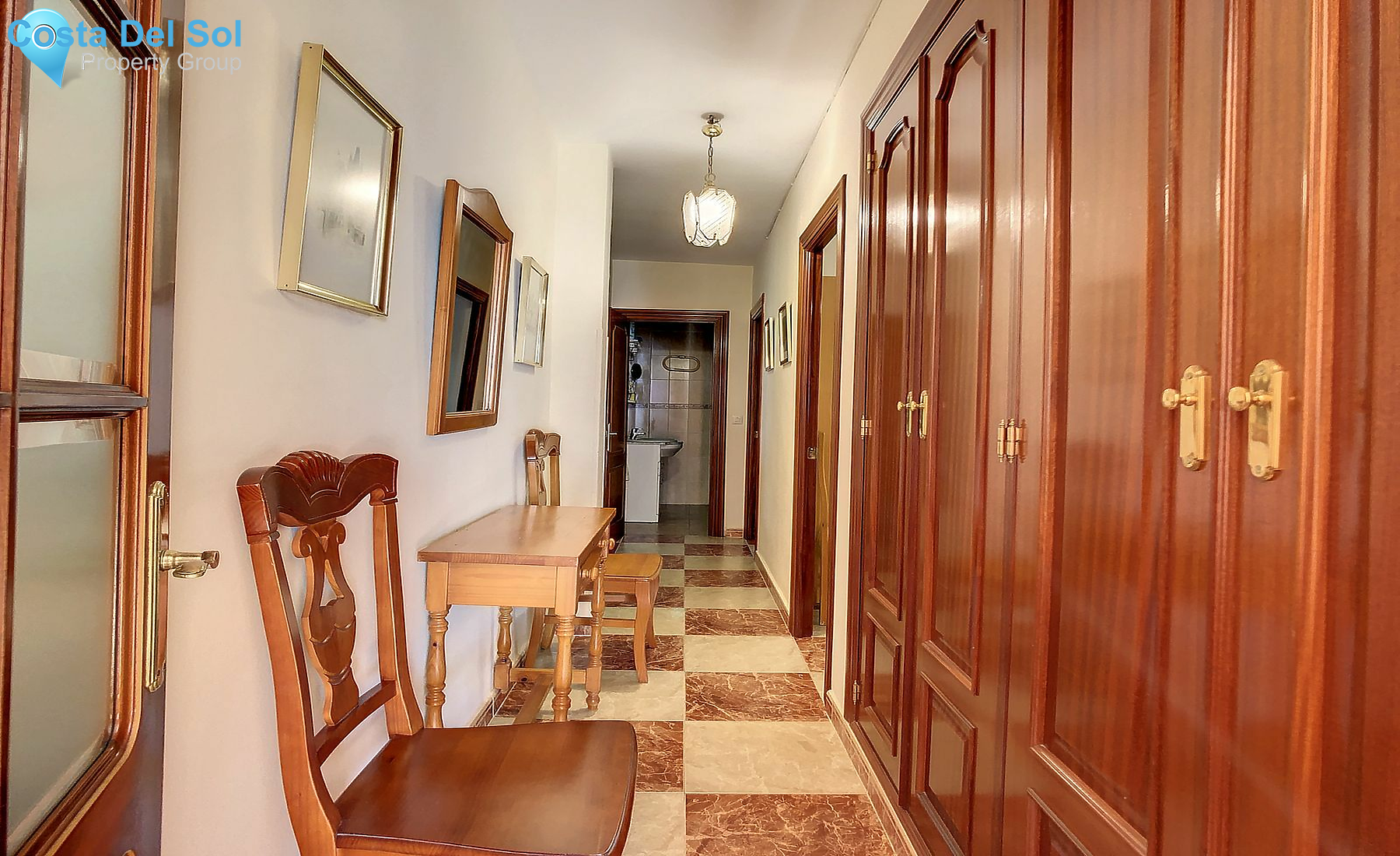 Middle Floor Apartment in Fuengirola-1485101