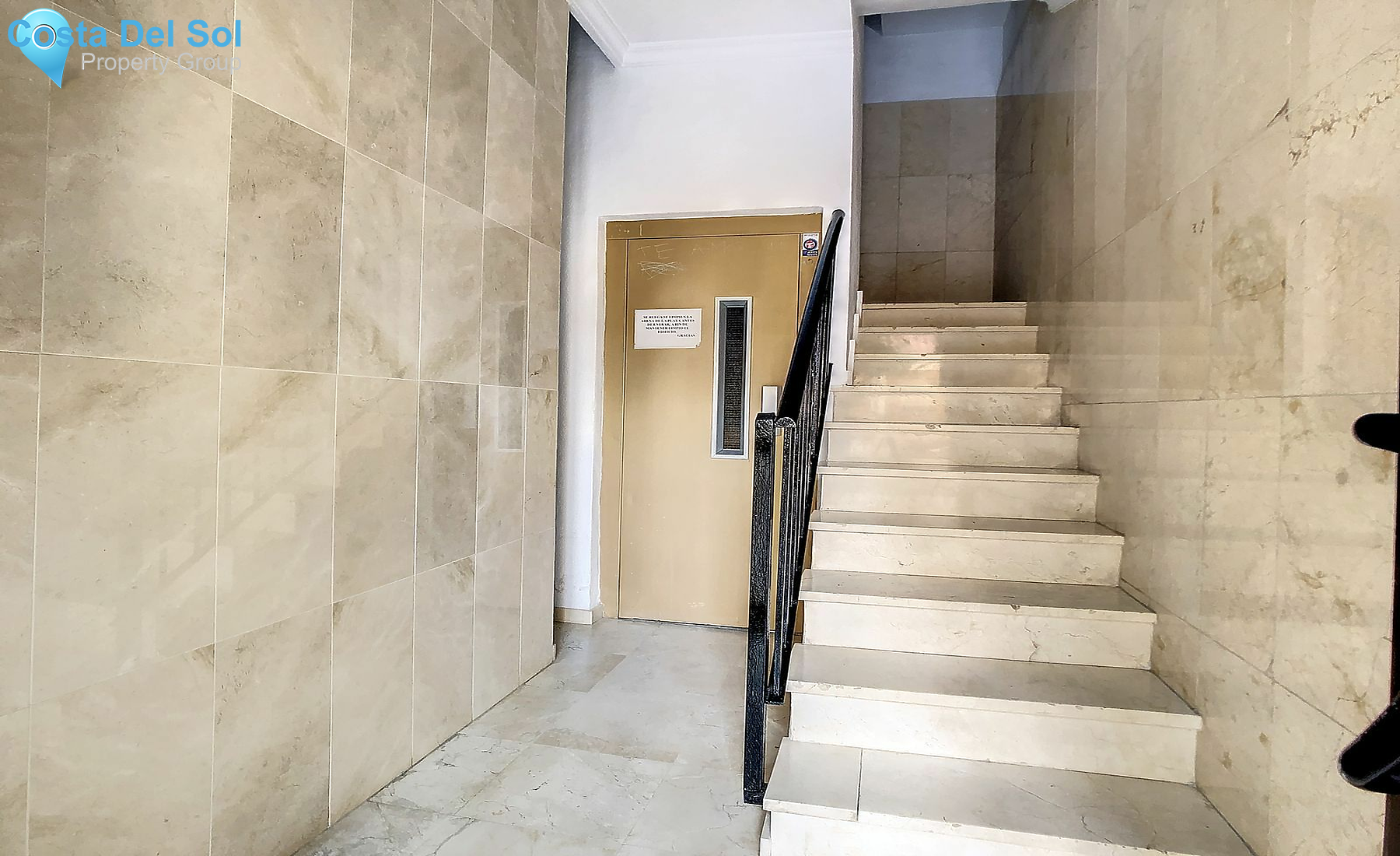 Middle Floor Apartment in Fuengirola-1485089