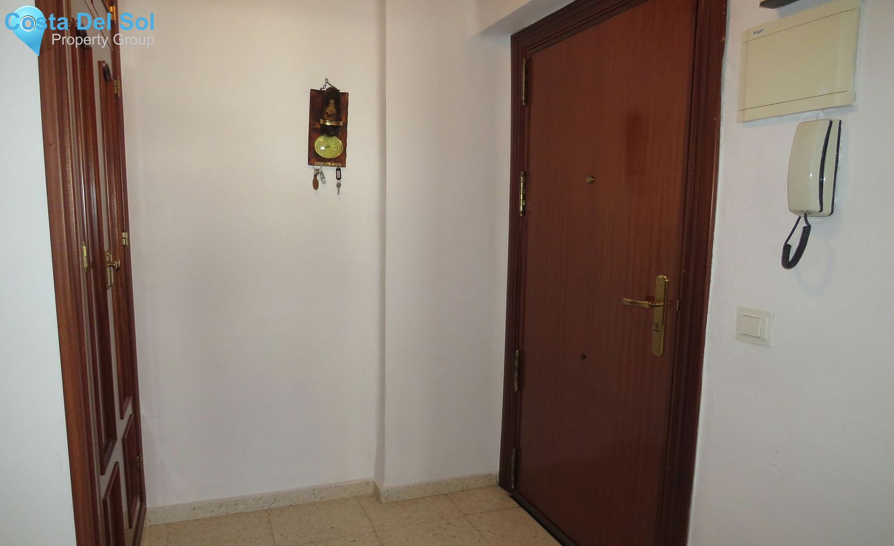 Middle Floor Apartment in Fuengirola-1490159
