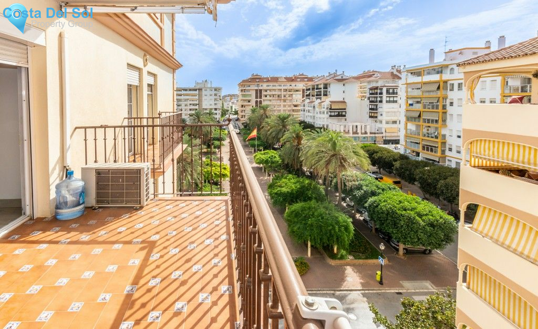 Middle Floor Apartment in Fuengirola-1492989