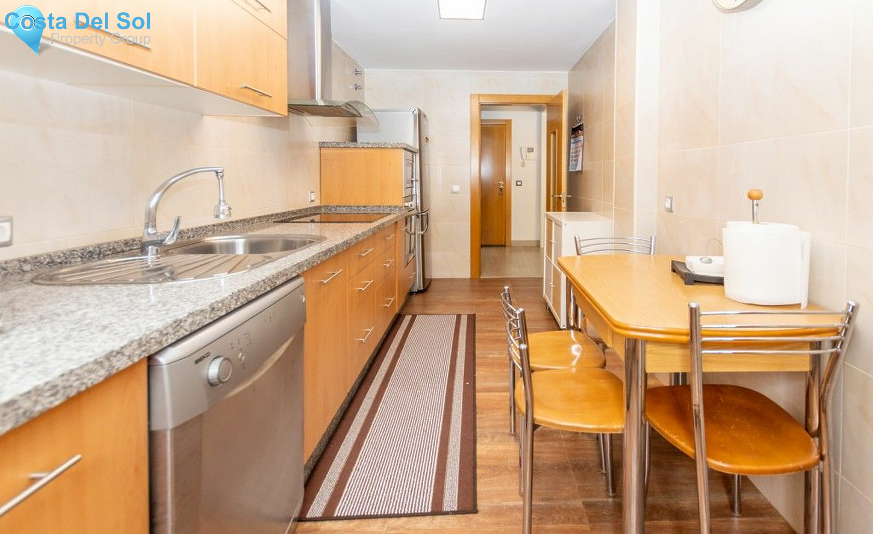 Middle Floor Apartment in Fuengirola-1492992