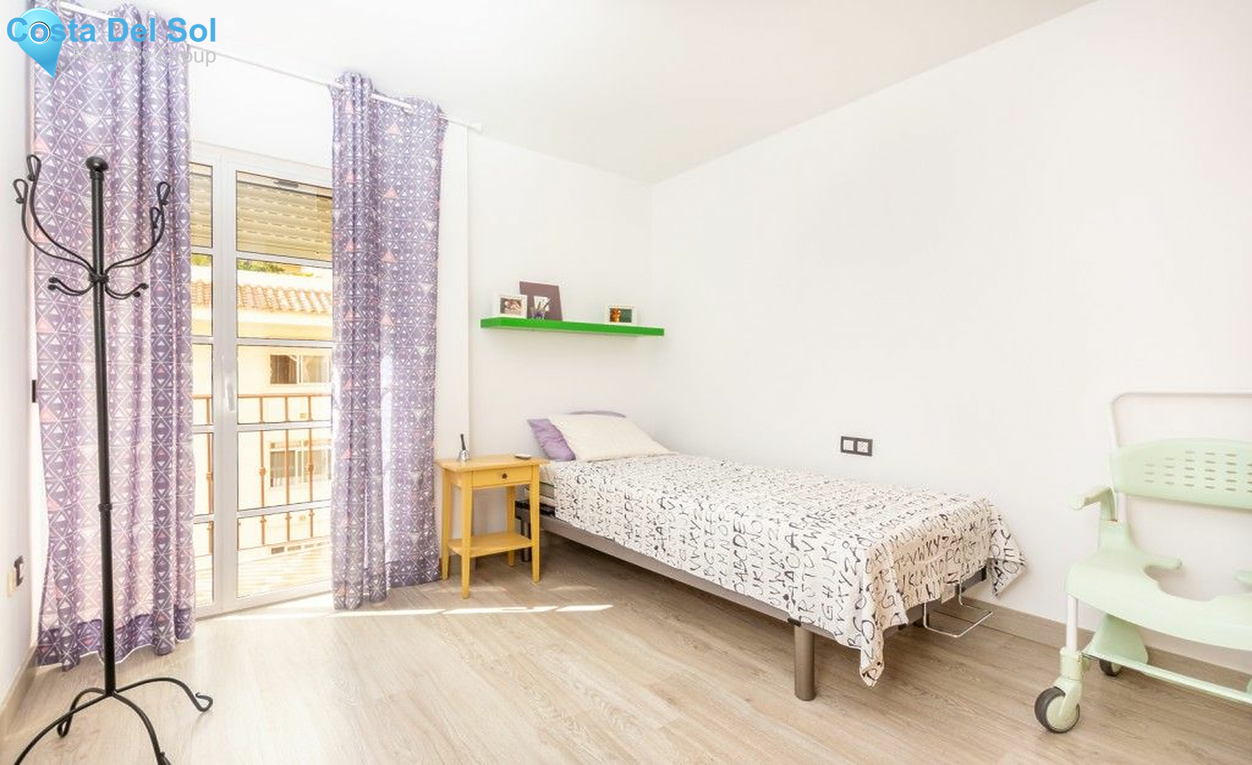 Middle Floor Apartment in Fuengirola-1492995