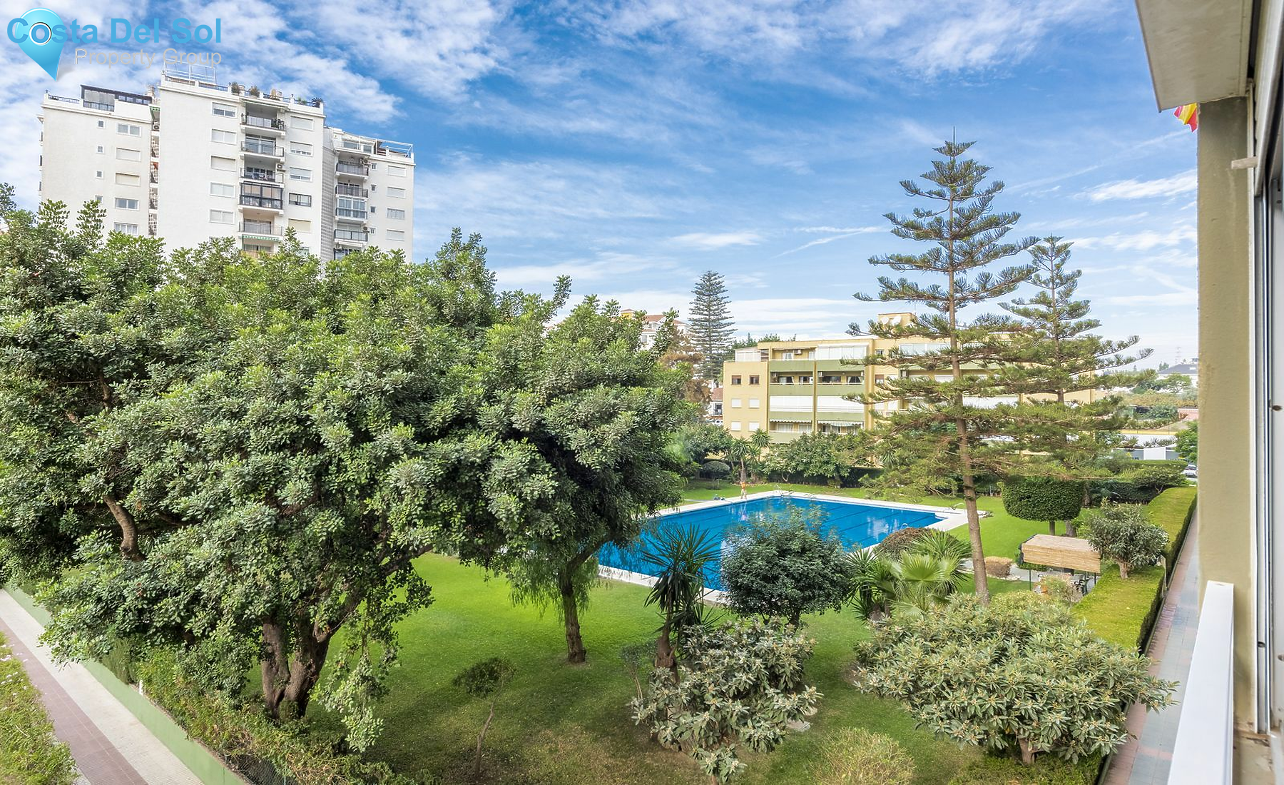 Middle Floor Apartment in Fuengirola-1493184