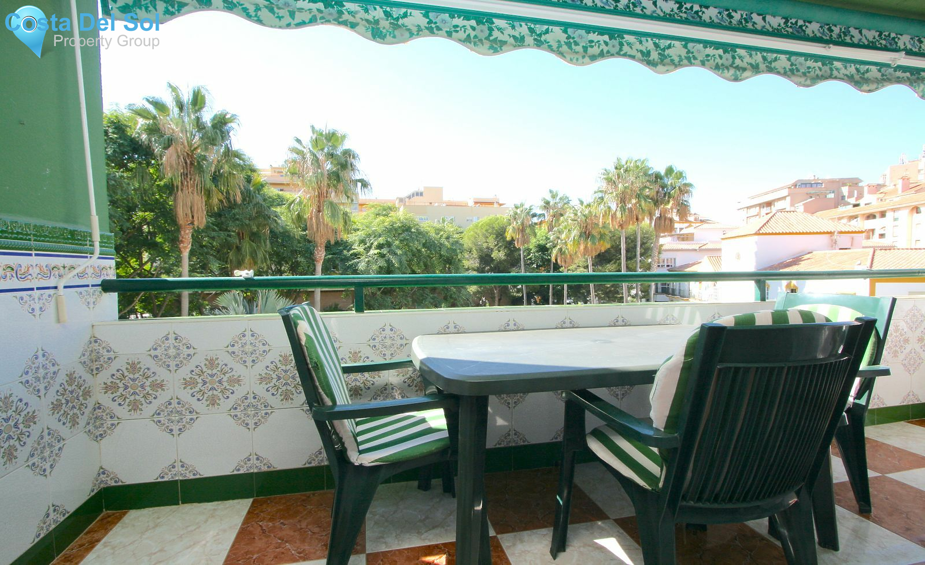 Middle Floor Apartment in Fuengirola-1515165