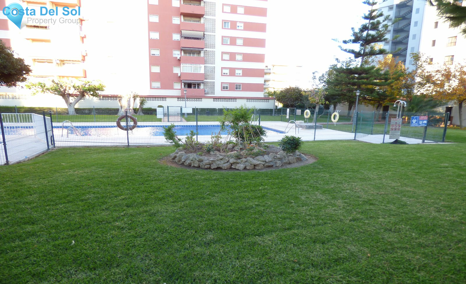 Middle Floor Apartment in Fuengirola-1515981
