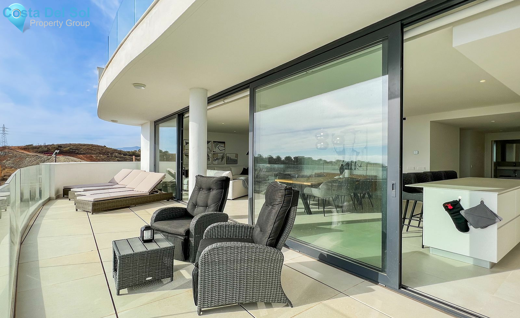 Middle Floor Apartment in Fuengirola-1529828