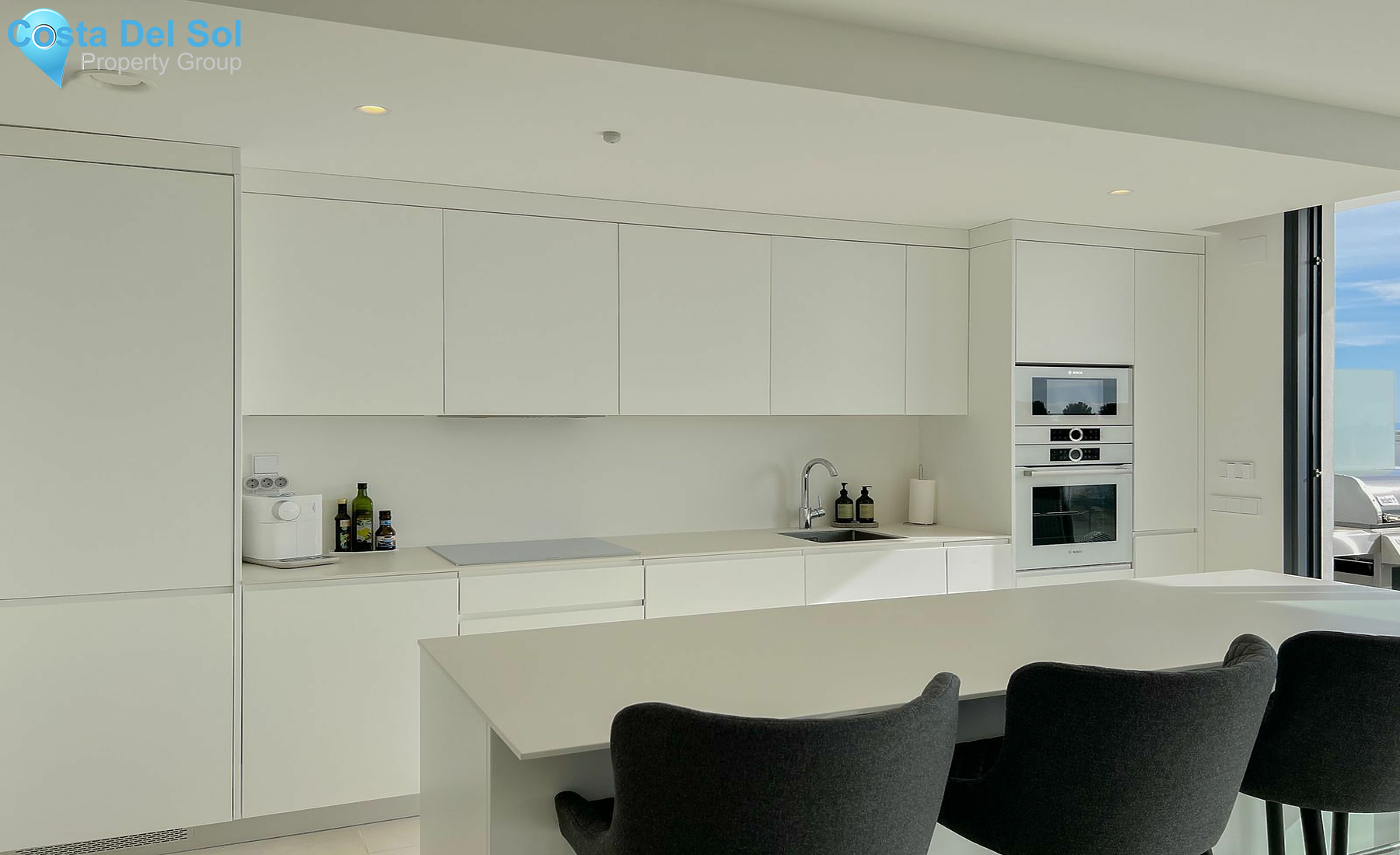 Middle Floor Apartment in Fuengirola-1529843