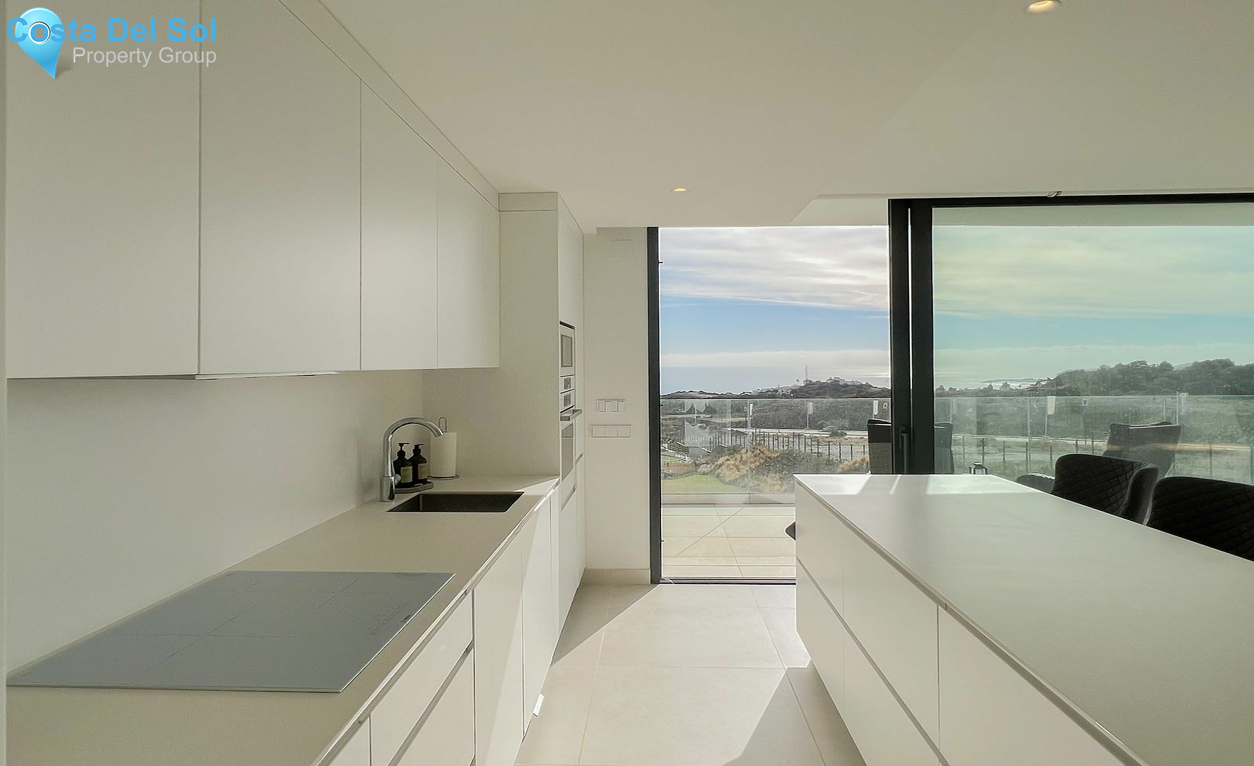 Middle Floor Apartment in Fuengirola-1529844