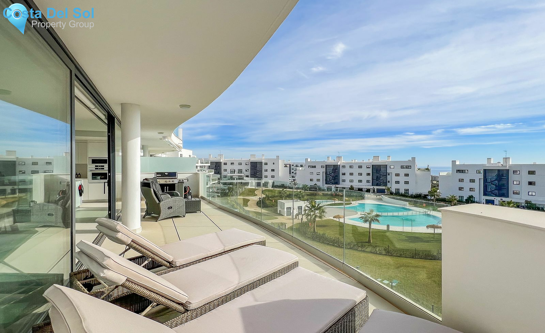 Middle Floor Apartment in Fuengirola-1529846