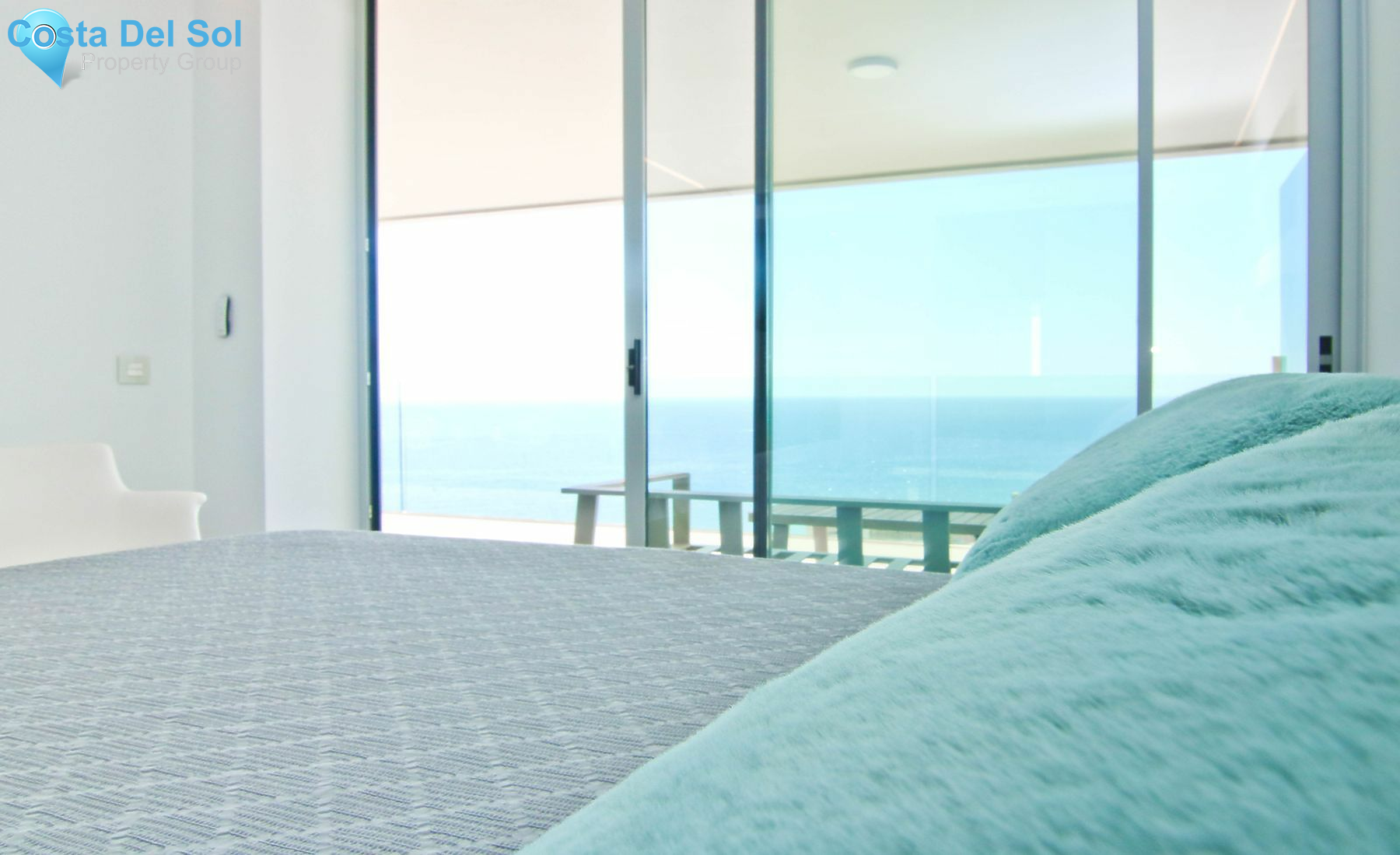 Middle Floor Apartment in Fuengirola-1530194