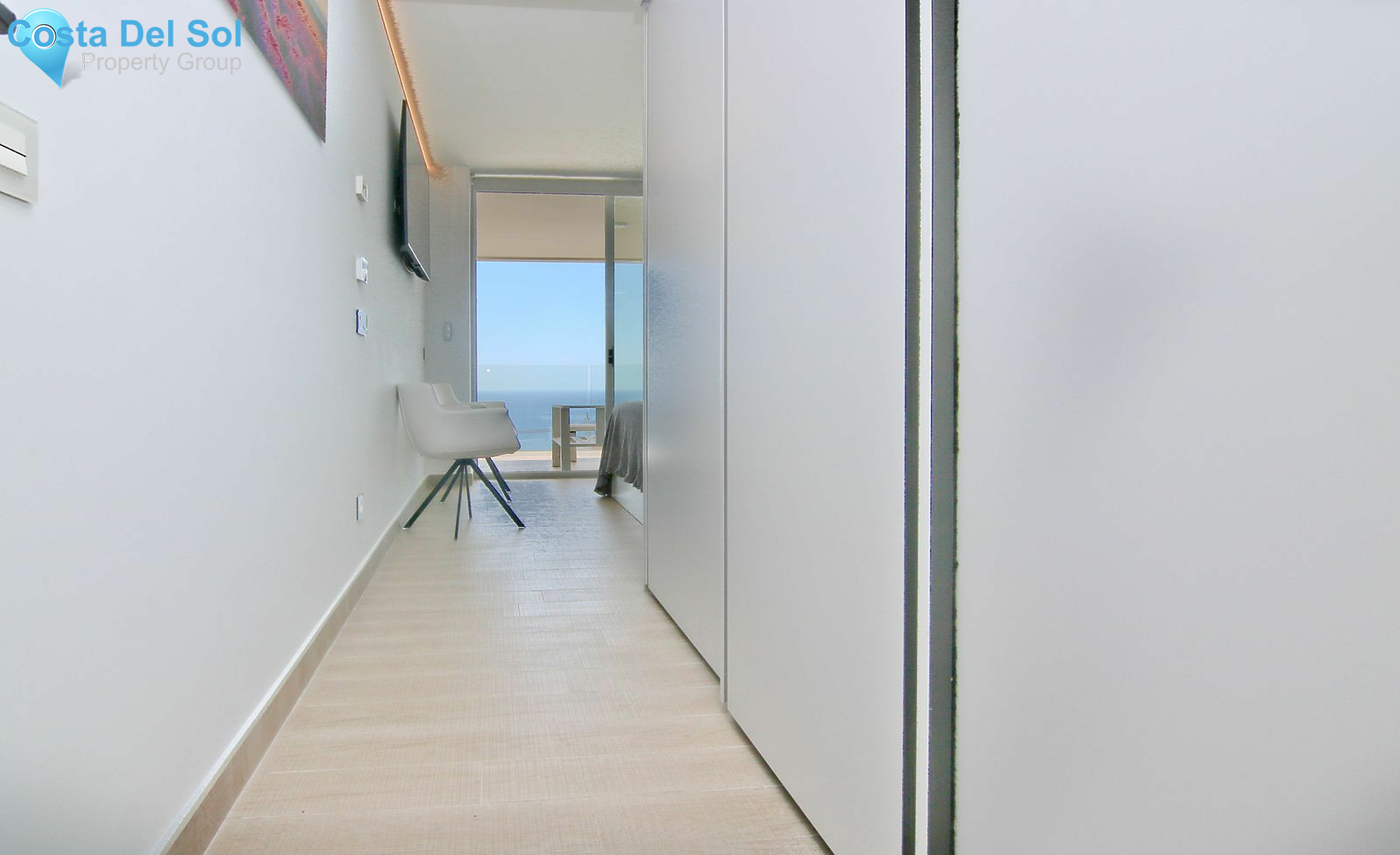 Middle Floor Apartment in Fuengirola-1530191