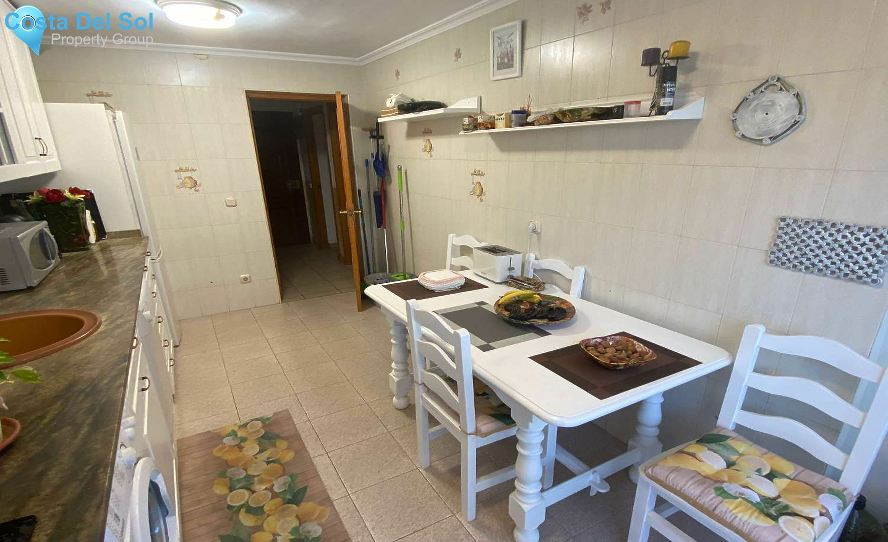 Middle Floor Apartment in Fuengirola-1530546