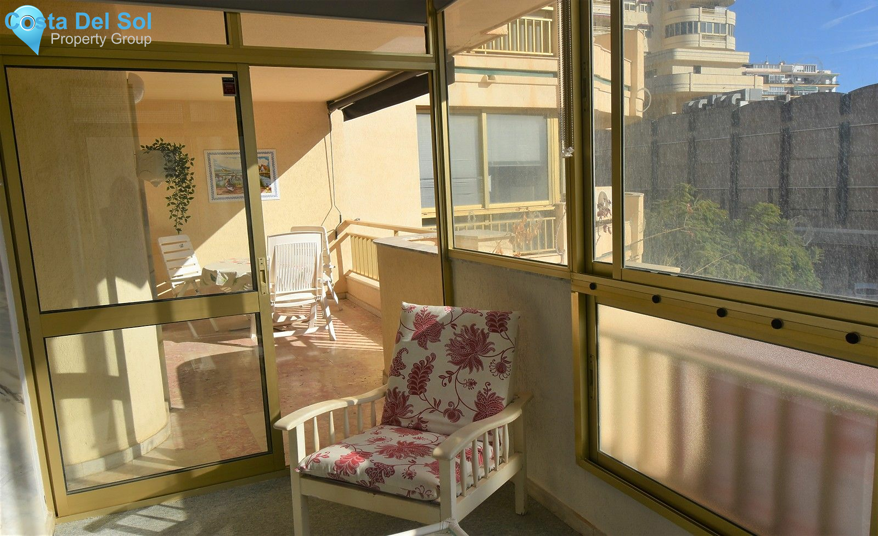 Middle Floor Apartment in Fuengirola-1532359