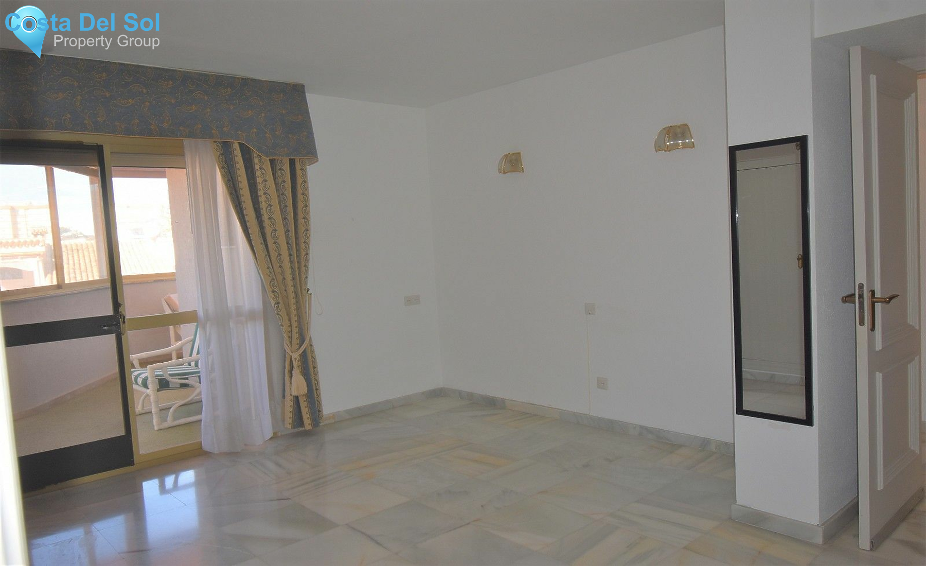 Middle Floor Apartment in Fuengirola-1532363