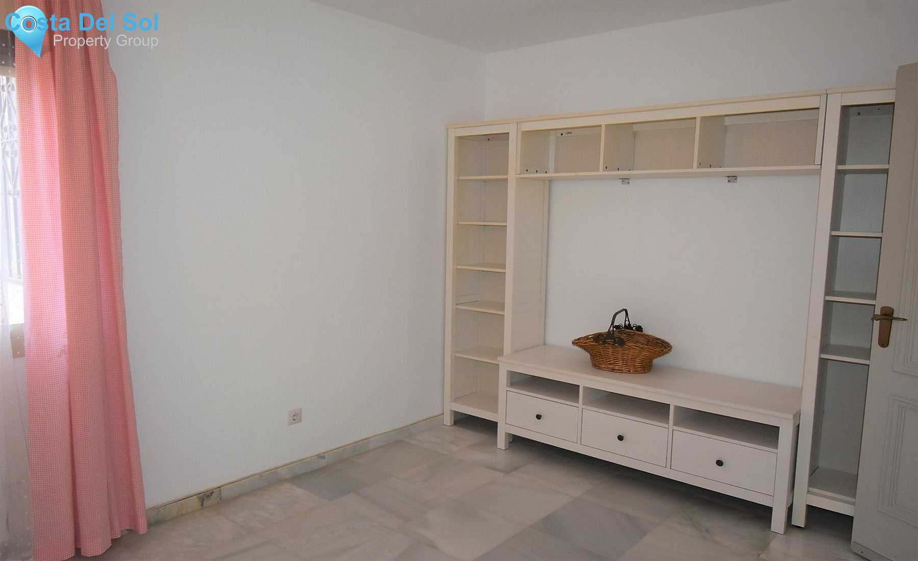 Middle Floor Apartment in Fuengirola-1532366